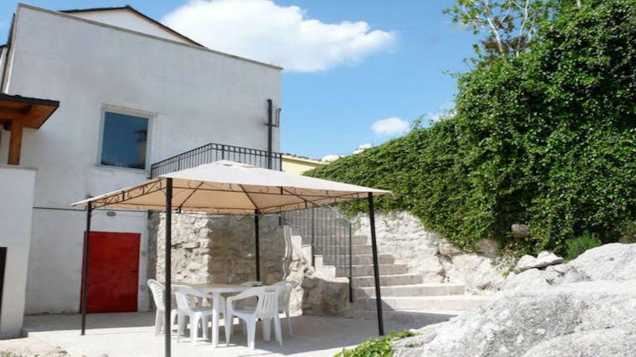 فيلا Casa Elvira Basilico San Valentino in Abruzzo Citeriore المظهر الخارجي الصورة